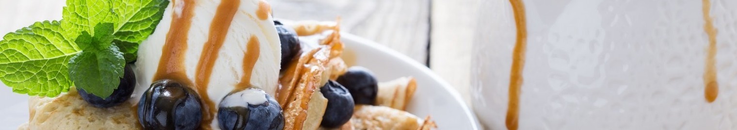  Blueberry vanille pannenkoeken met gezouten boter caramel saus