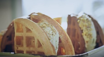 Crèmes glacées à la gaufre