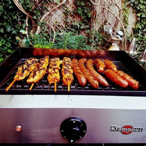 GECIM1 - Mythic Barbecue - klein model elektrisch